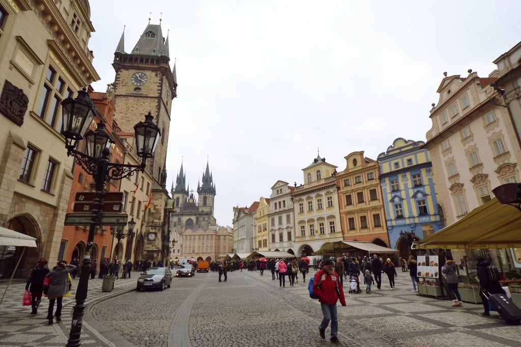 Cozy Flat By The Astronomical Clock Appartement Praag Buitenkant foto