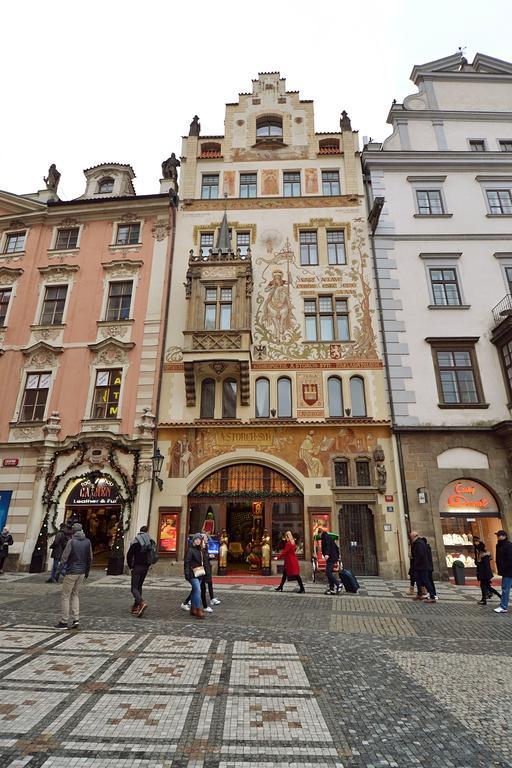 Cozy Flat By The Astronomical Clock Appartement Praag Buitenkant foto