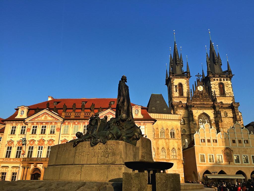 Cozy Flat By The Astronomical Clock Appartement Praag Buitenkant foto