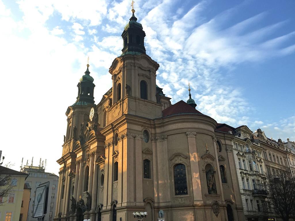 Cozy Flat By The Astronomical Clock Appartement Praag Buitenkant foto