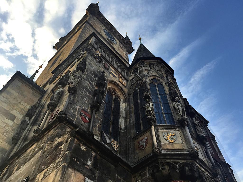 Cozy Flat By The Astronomical Clock Appartement Praag Buitenkant foto
