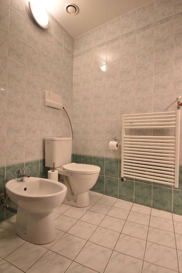 Cozy Flat By The Astronomical Clock Appartement Praag Buitenkant foto