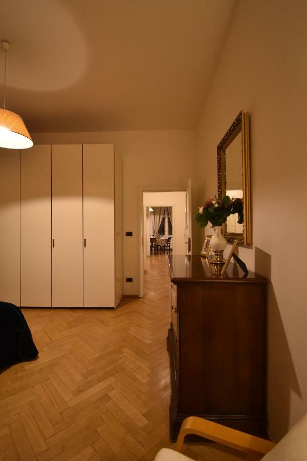 Cozy Flat By The Astronomical Clock Appartement Praag Buitenkant foto